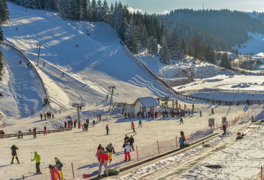 Cheile Gr di tei P rtii De Schi Tarife Teleschi Cazare Patinoar Cheile Gr di tei P rtii De Schi Tarife Teleschi Cazare Patinoar