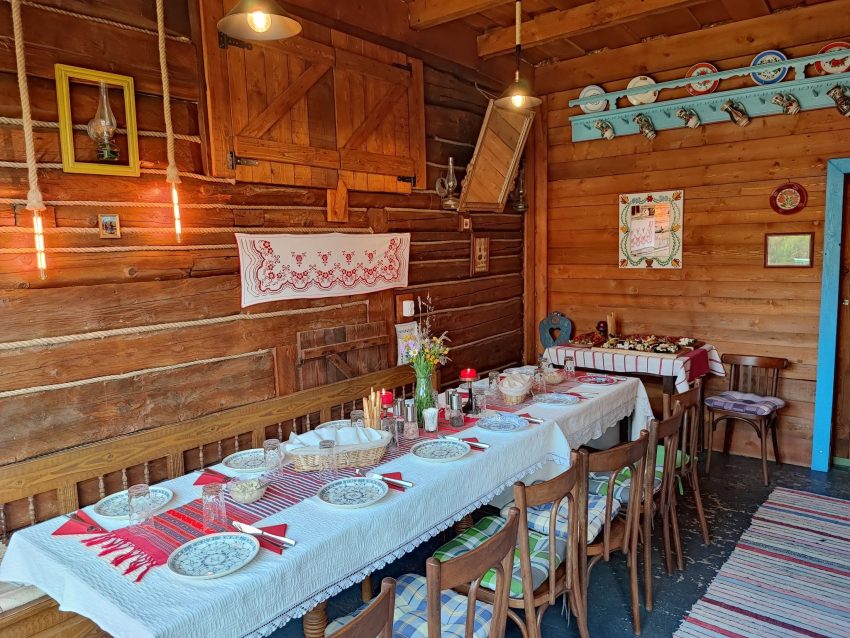 Punctele gastronomice locale din România sunt la mare căutare. Sursă foto Cosmin Giurgiu